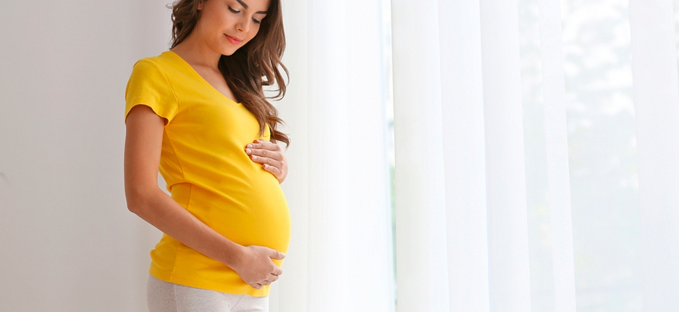 Слизистая пробка у беременных: что это такое и когда она отходит - фото