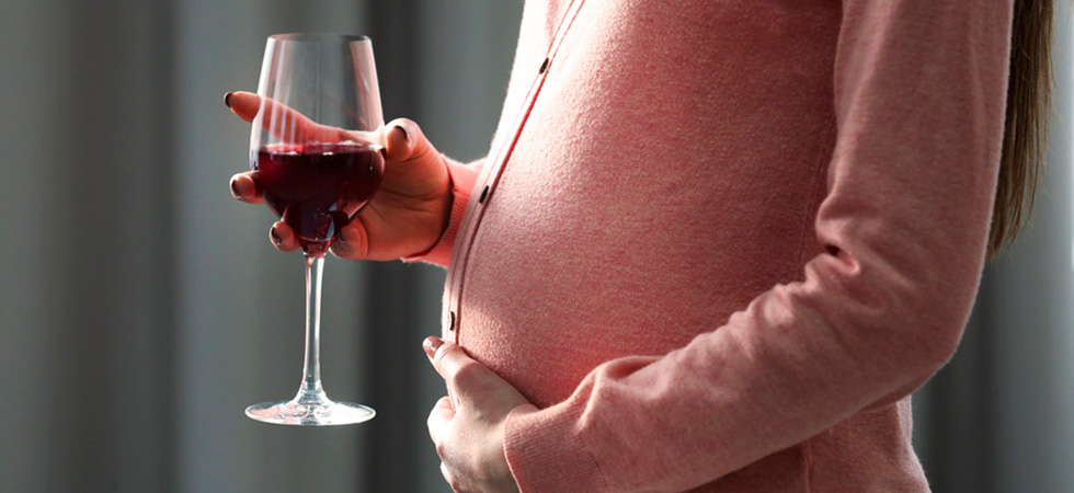 Можно ли употреблять алкоголь беременным женщинам